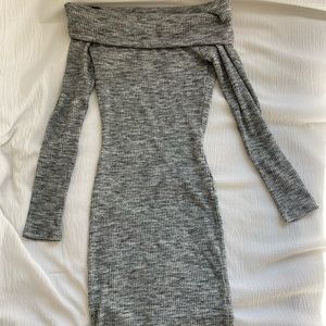 Off the shoulder long sleeve Bodycon Dress NWOT
